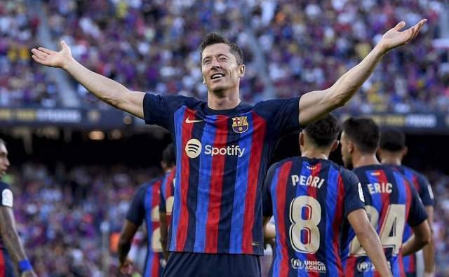 100_1362 -Jim Leahy 0086 15026519060